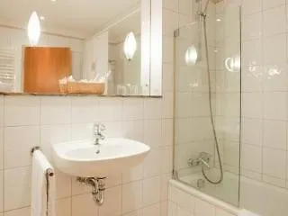 Hotel Barbarossa Дюссельдорф